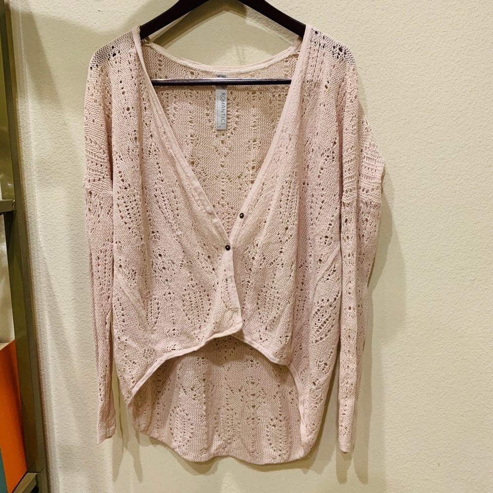 FREE PEOPLE- Adorable cardigan